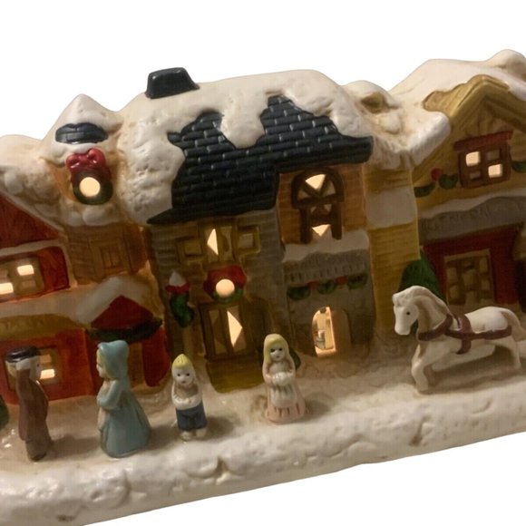 Christmas Village Street Ceramic Christmas Decor Lighted Musical - Picture 8 of 11